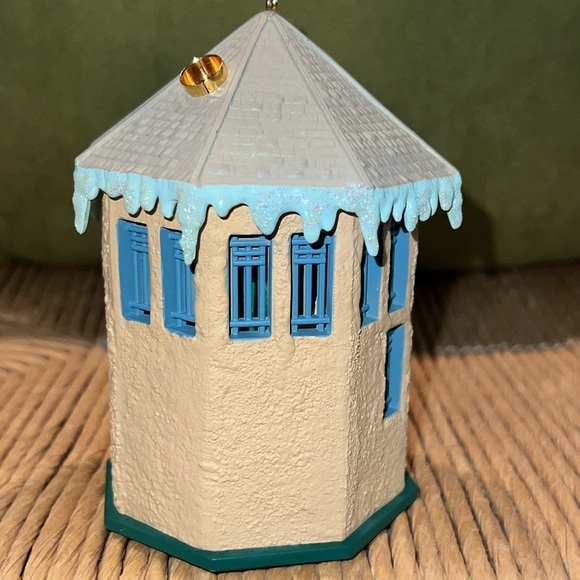 Vintage 1996 Hallmark Ornament used No box - Picture 3 of 9